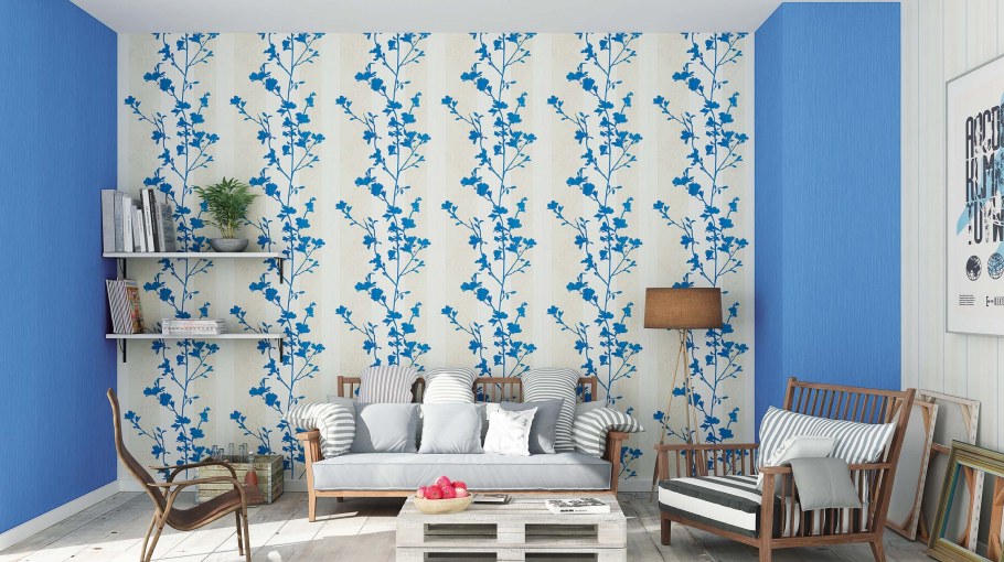 Сочетание обоев с рисунком и однотонных