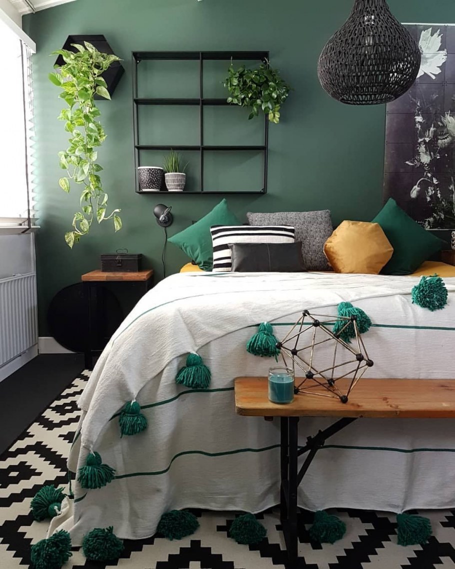 Зелёный интерьер комнаты