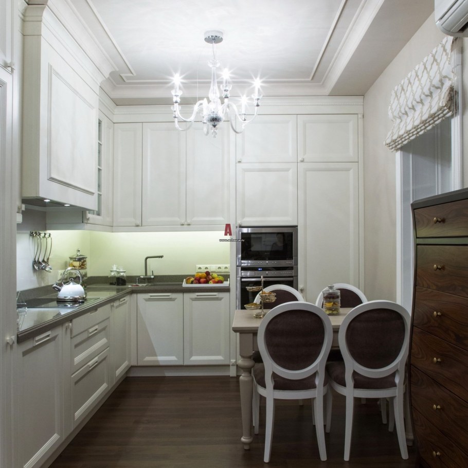 Кухня Неоклассика белая