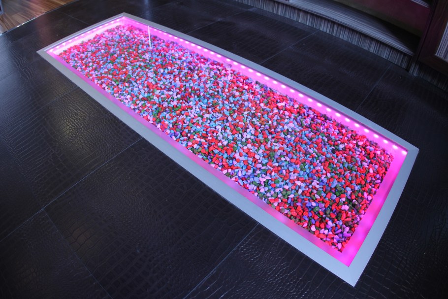 Сухой аквариум в полу