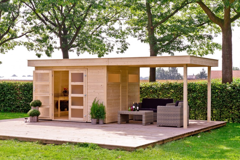 Летний домик на участке