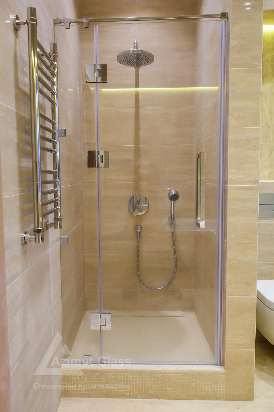 Душевая перегородка из стекла
