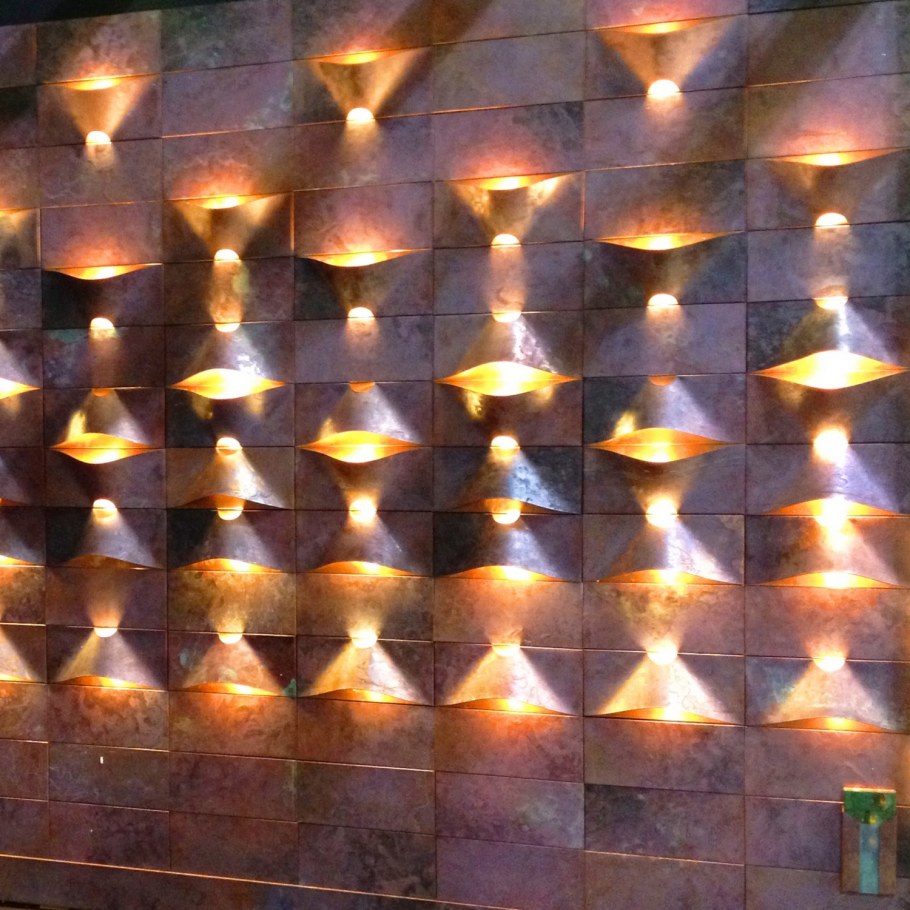 Декоративная панель под медь