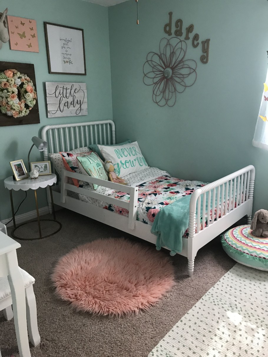 Sherwin Williams детская комната