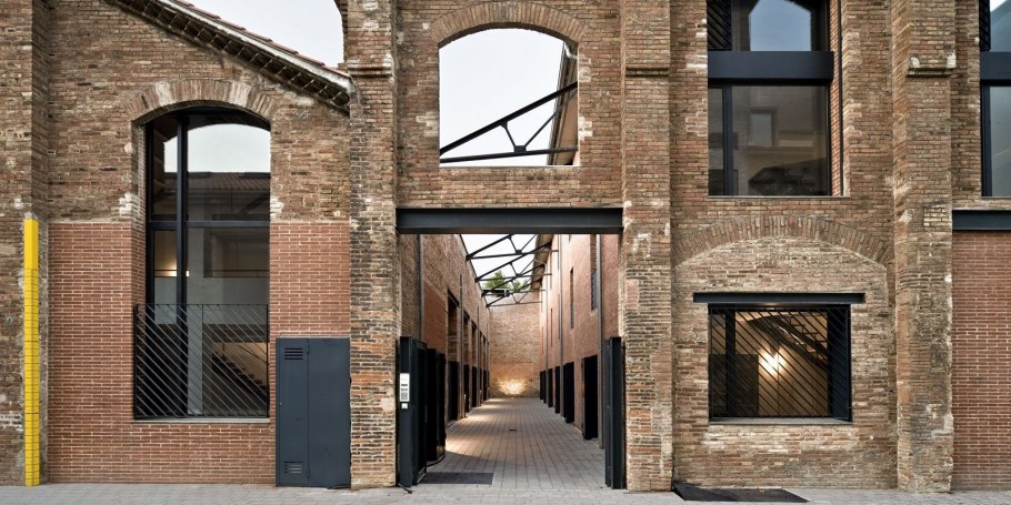 Побленоу Барселона реновация