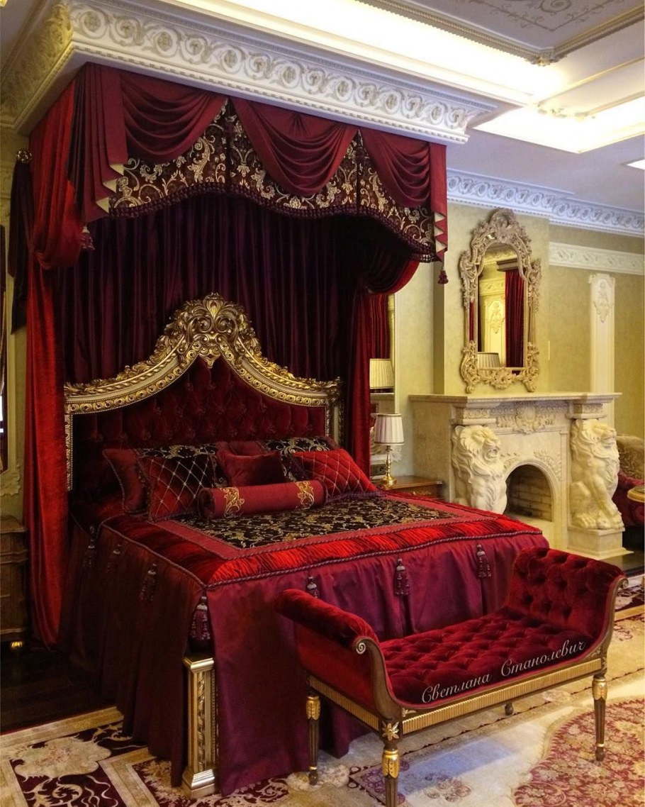 Красная спальня