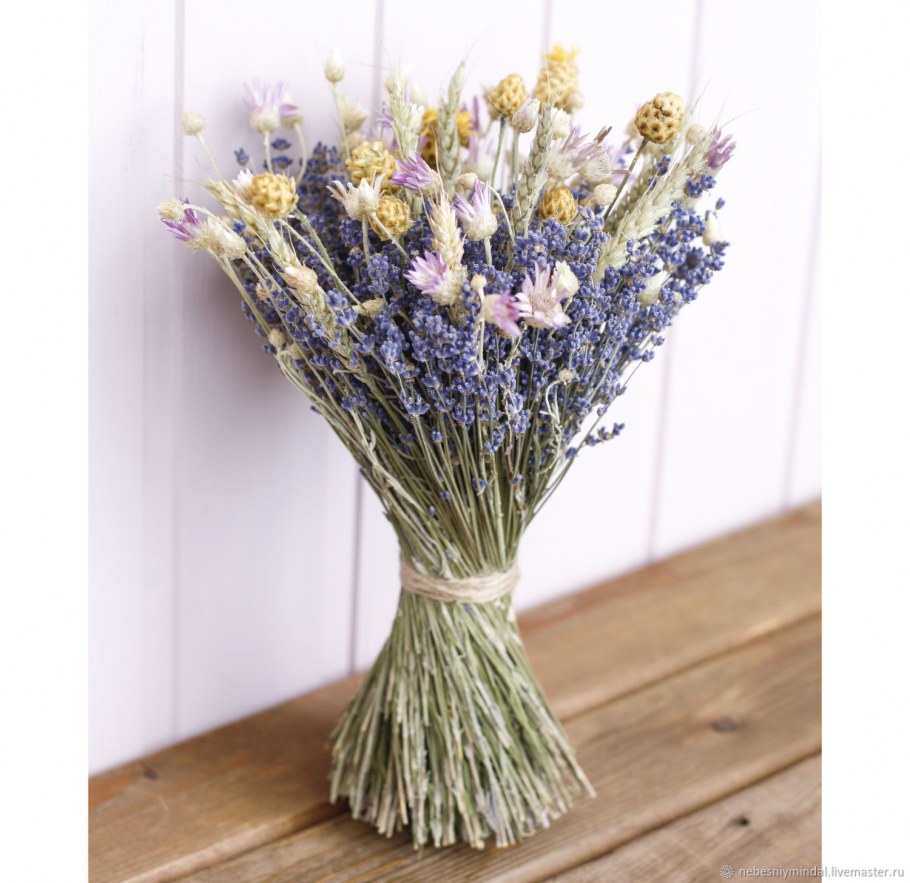 Композиция с лавандой