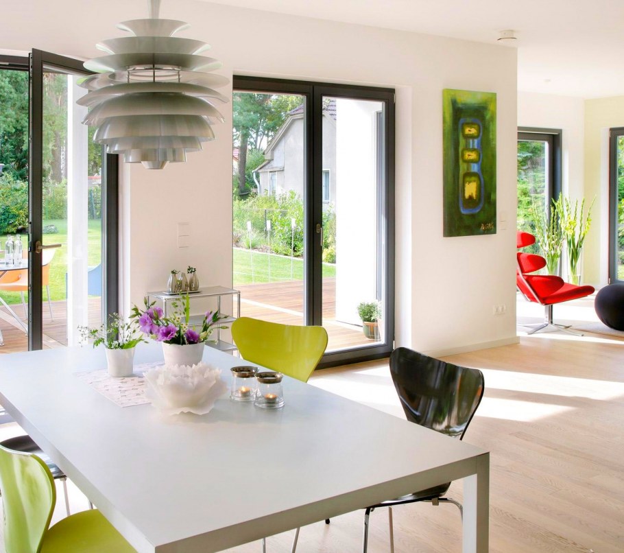 Столовая с выходом на террасу