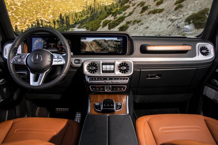 Мерседес-Бенц Гелендваген 2021