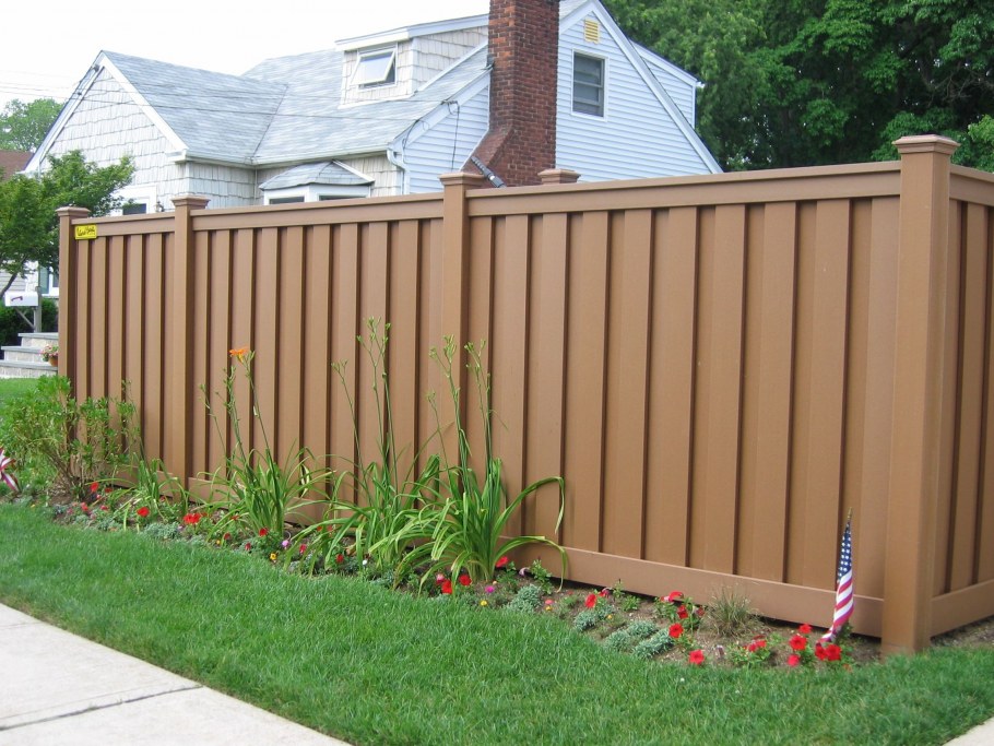 Глухие деревянные заборы