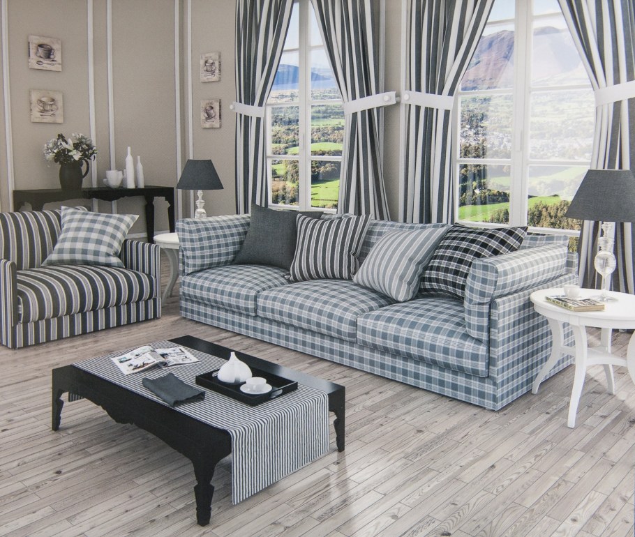 Диван в полоску в интерьере