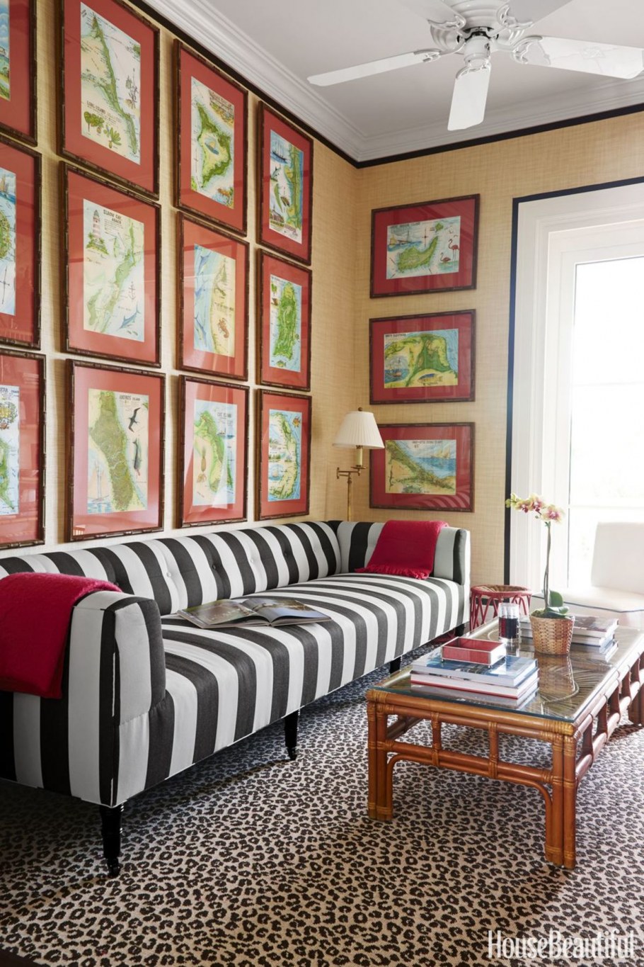 Полосатая мебель в интерьере