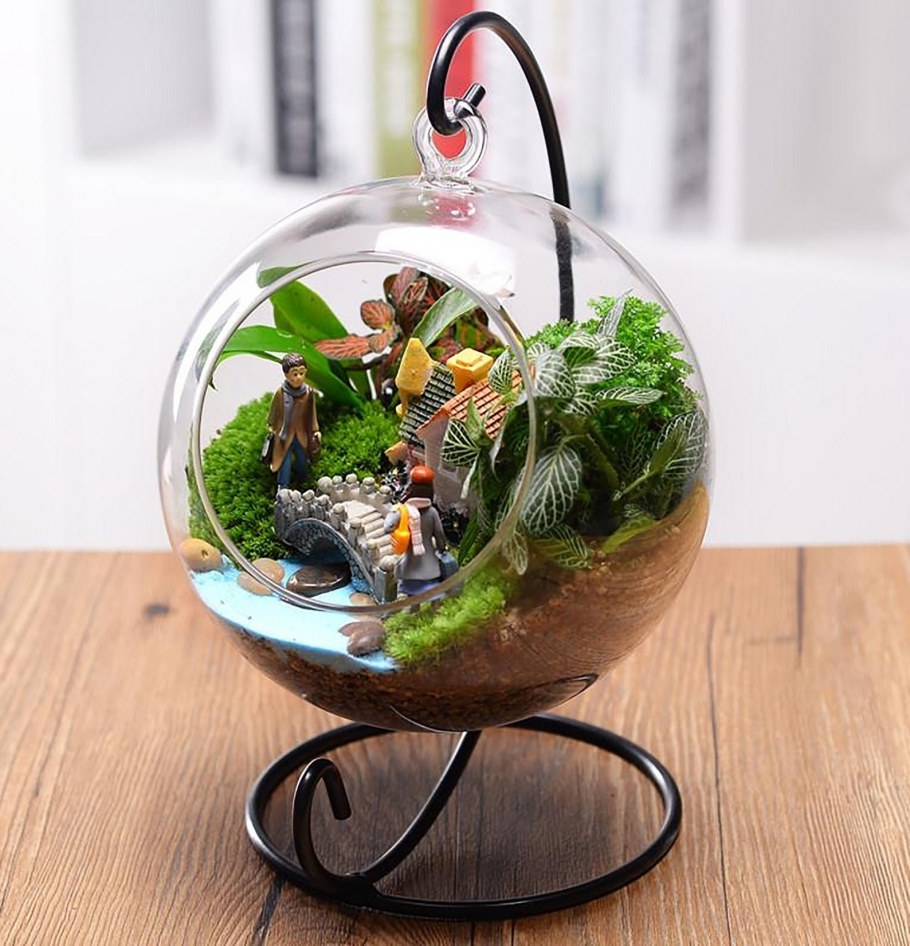 Необычные аквариумы в интерьере