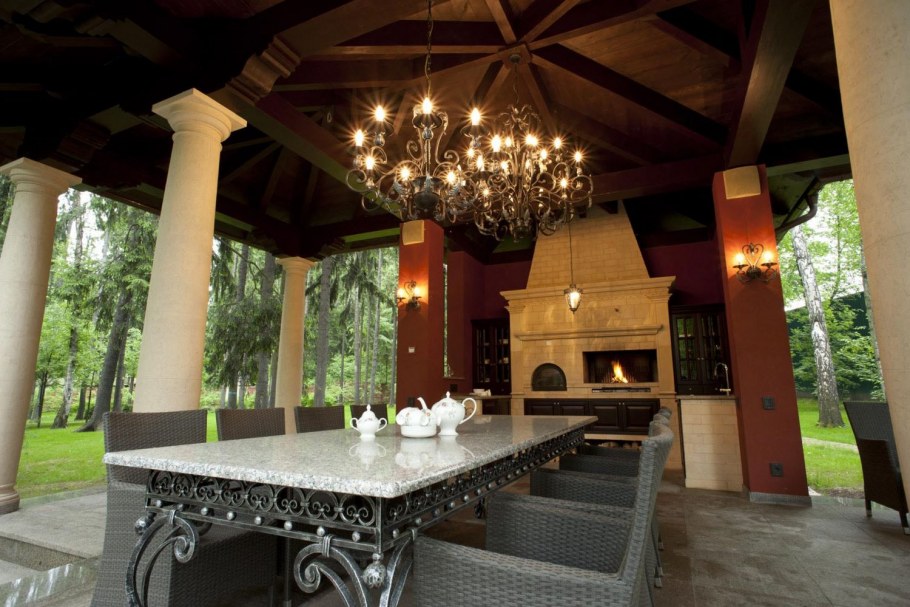 Освещение в беседке с барбекю