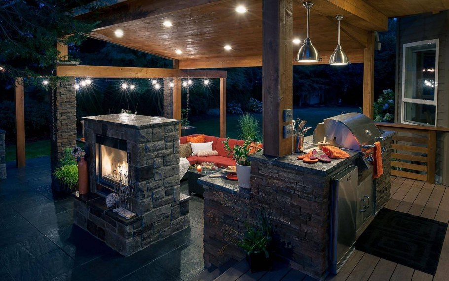 Зона патио с барбекю