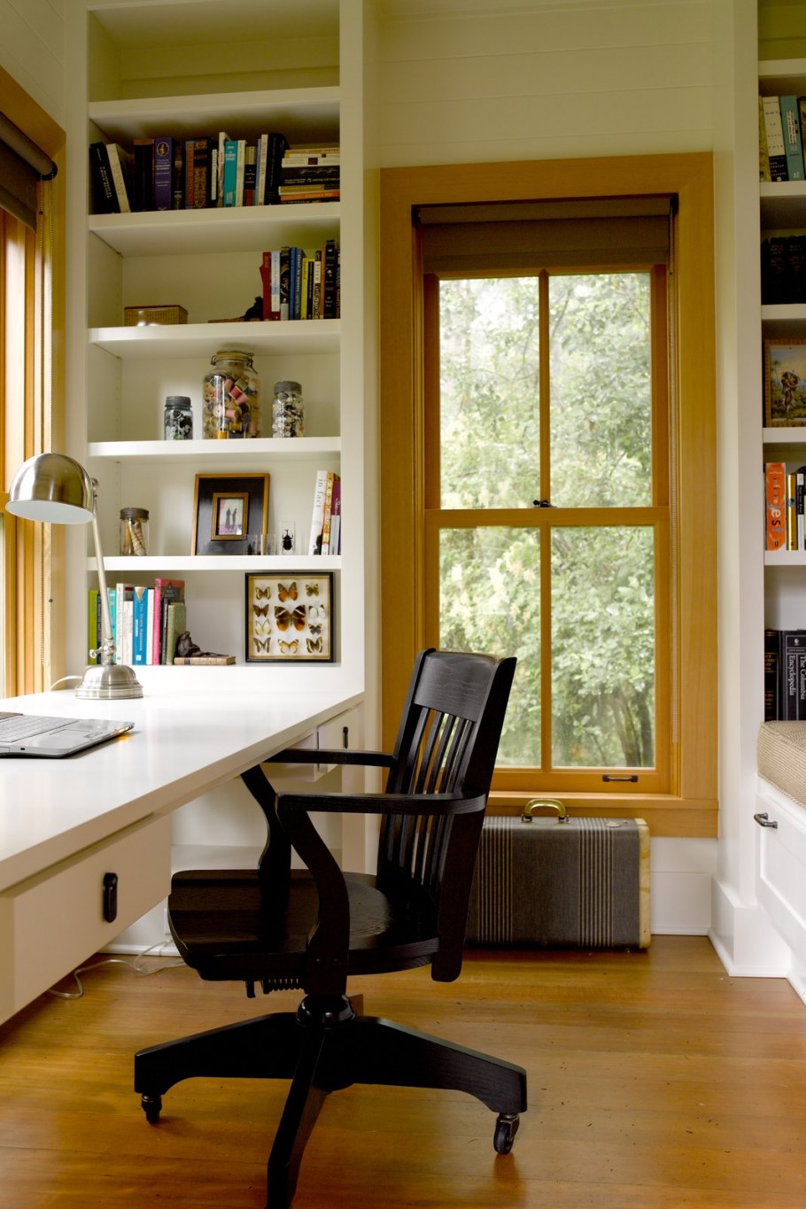 Современный интерьер домашнего кабинета