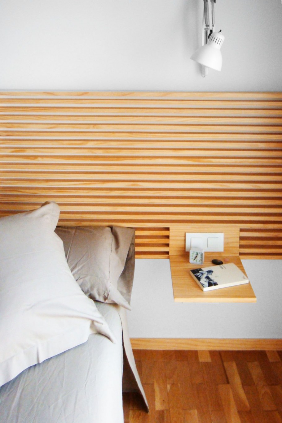 Изголовье из реек