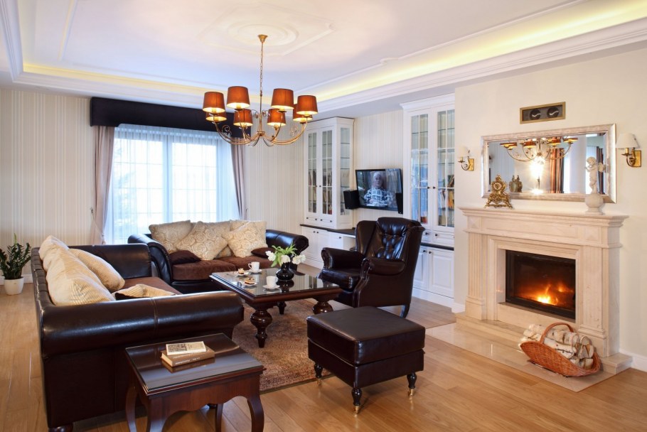 Освещение гостиной с камином