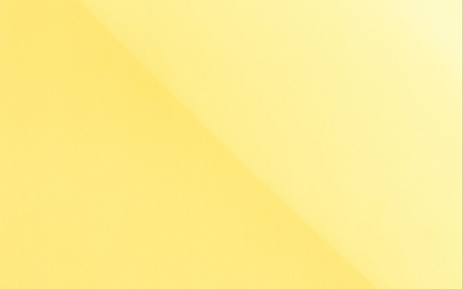 Пустая комната с желтыми стенами