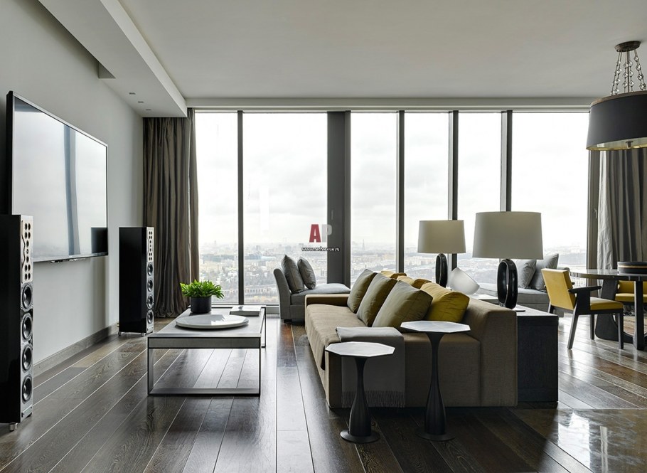 Кухня гостиная с окнами в пол