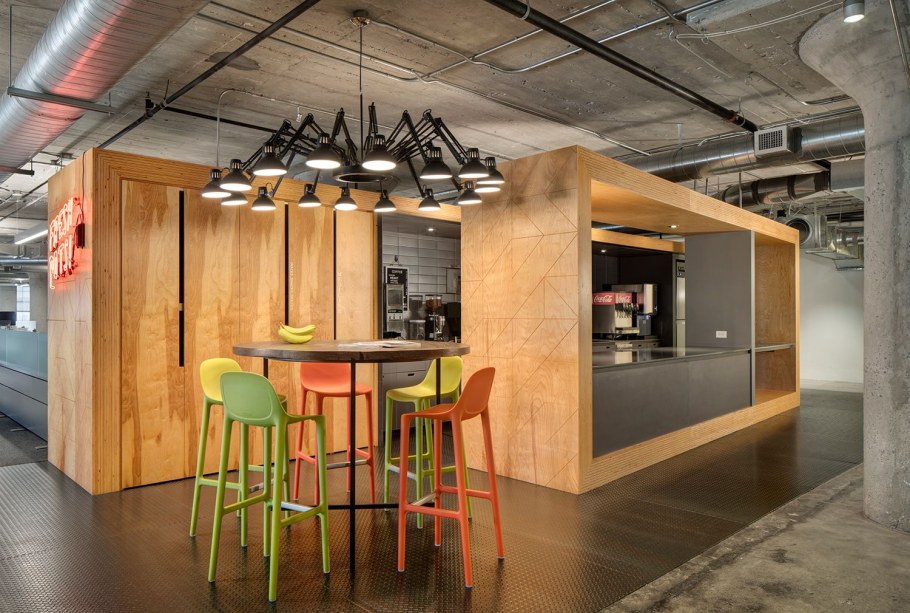 Компания LG Hausys продается