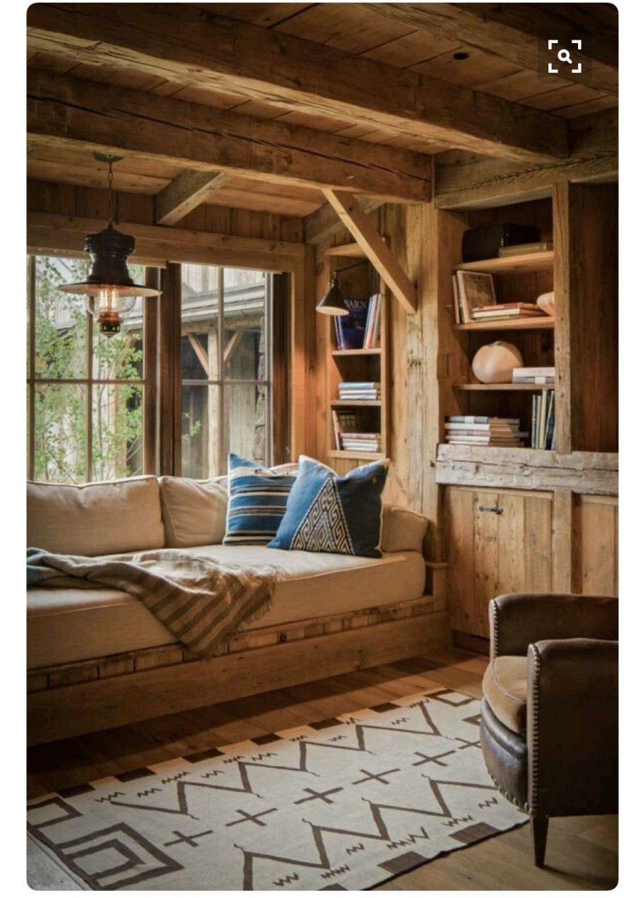 Уютный деревянный домик интерьер