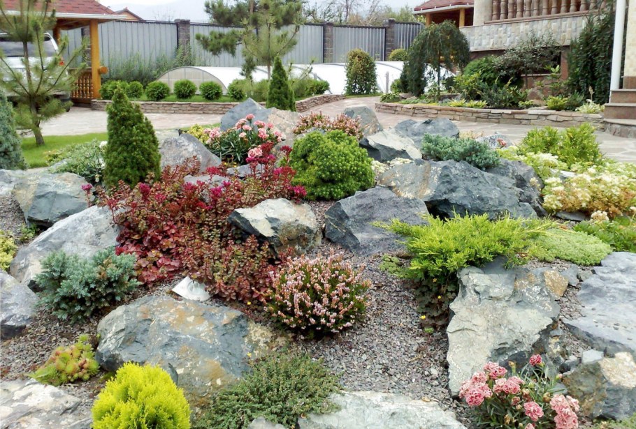 Рокарий сухой ручей