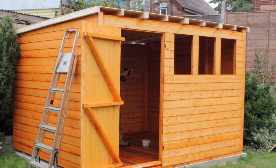 Постройка сарая на даче