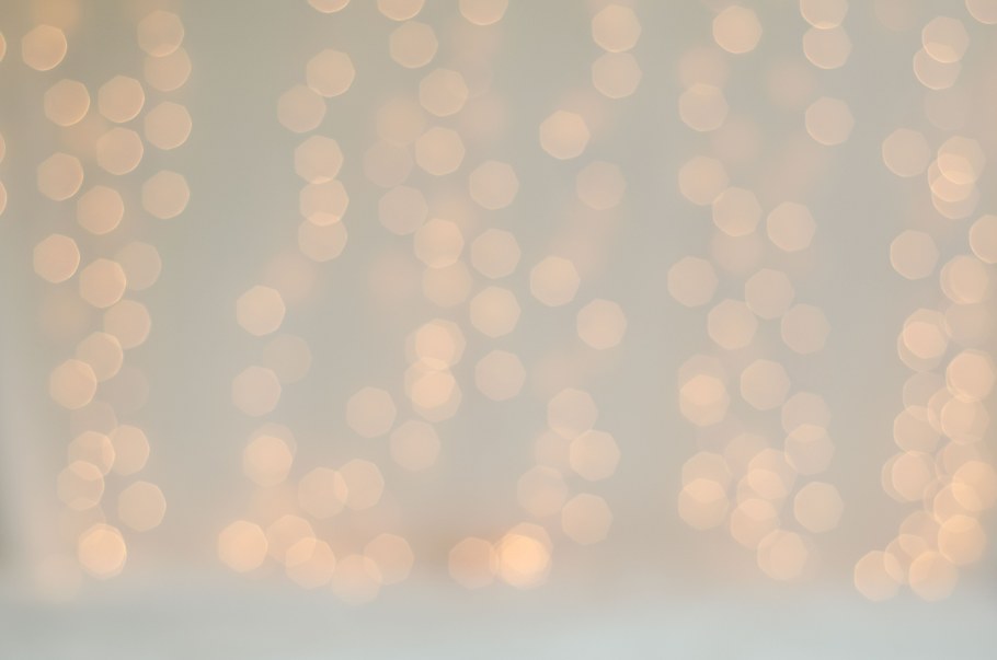 Бежевый фон с бликами