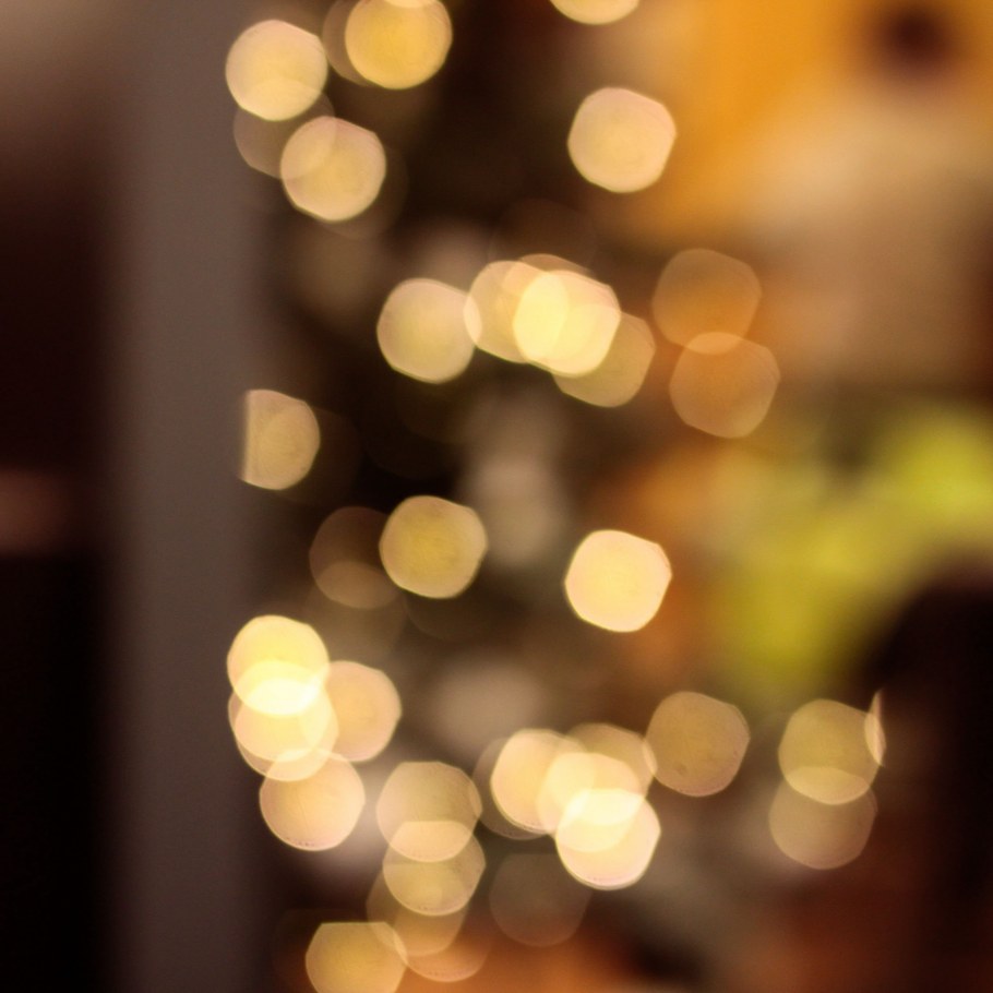 Бежевый размытый фон