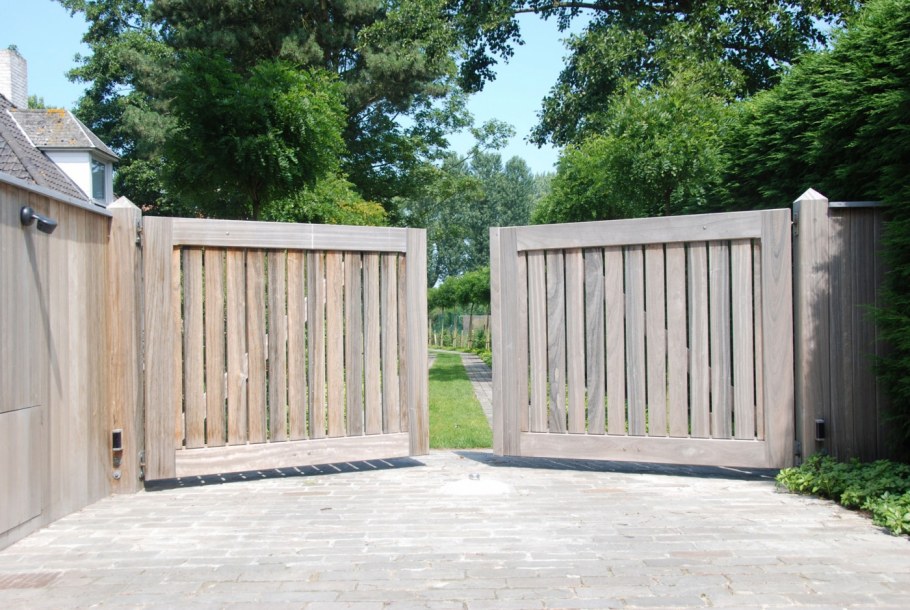 Деревянный забор в скандинавском стиле