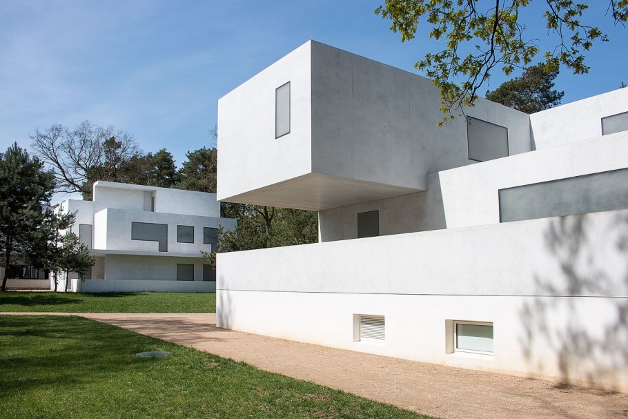 Школа Баухауз экстерьер