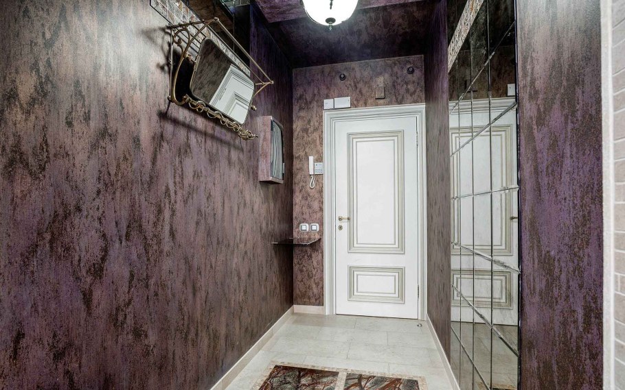 Короед в коридоре