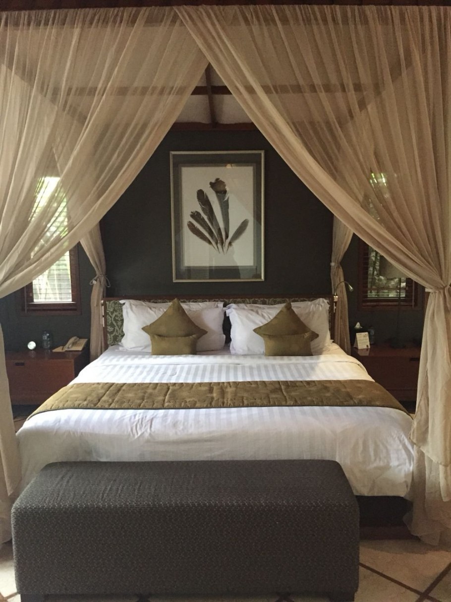 Спальня в стиле Бали