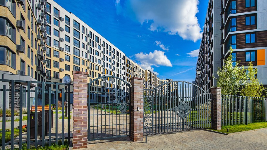 Первый Московский город-парк фото входных групп