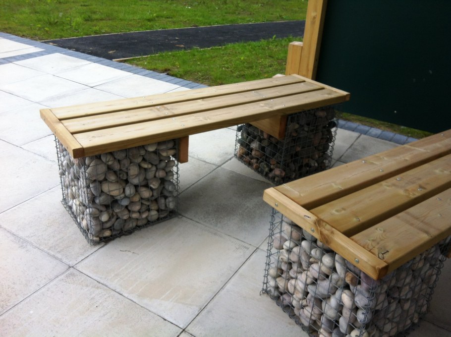 Беседка с габионами