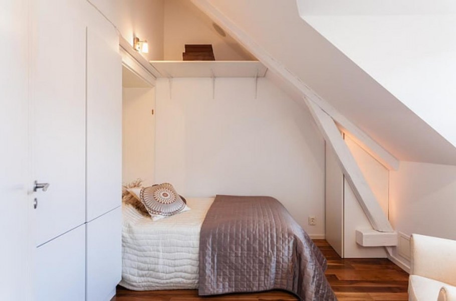 Мансардные окна в интерьере