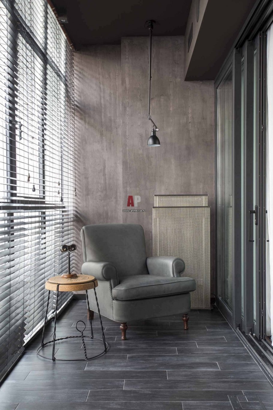 Балкон в стиле лофт п 44т