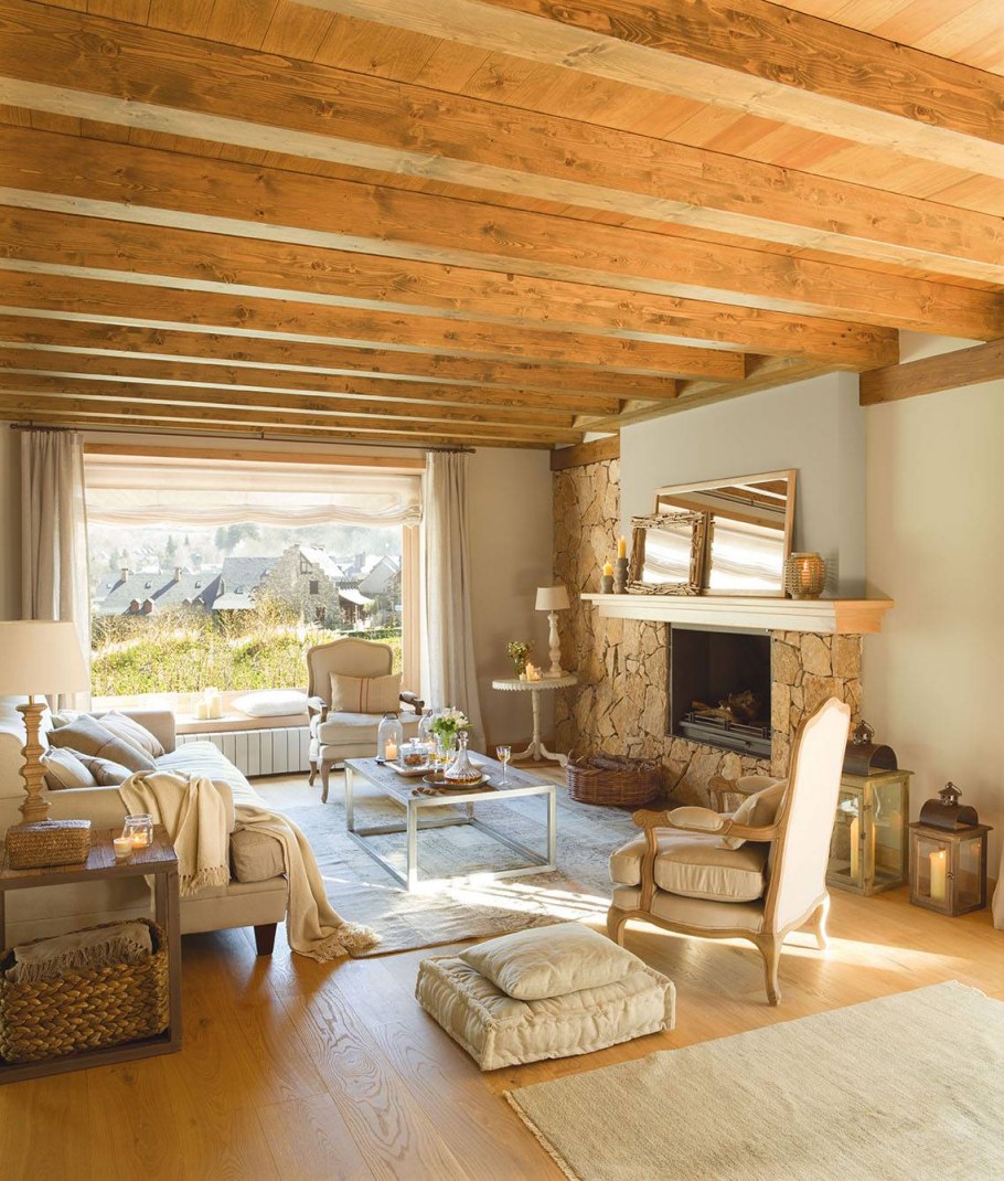 Гостиная в деревенском стиле в деревянном доме