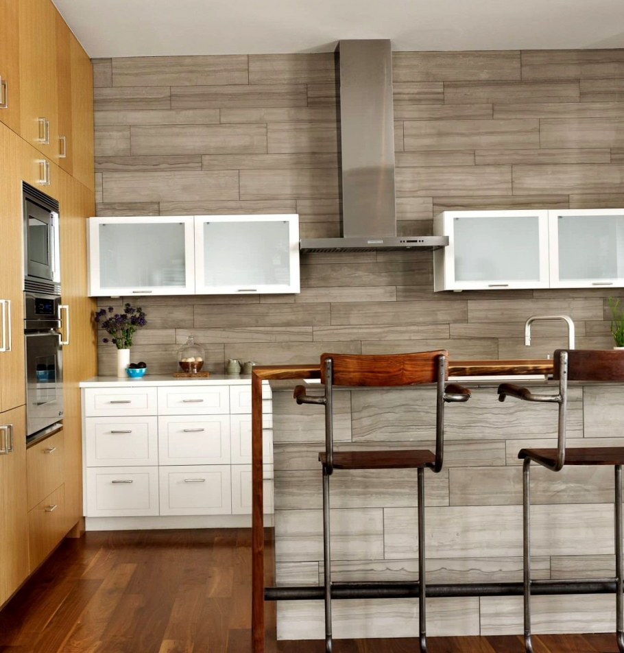 Отделка кухни под дерево