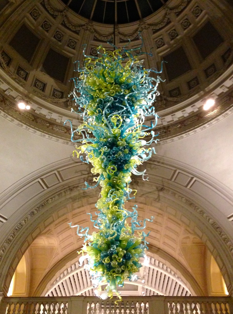 Victoria Albert Museum люстра