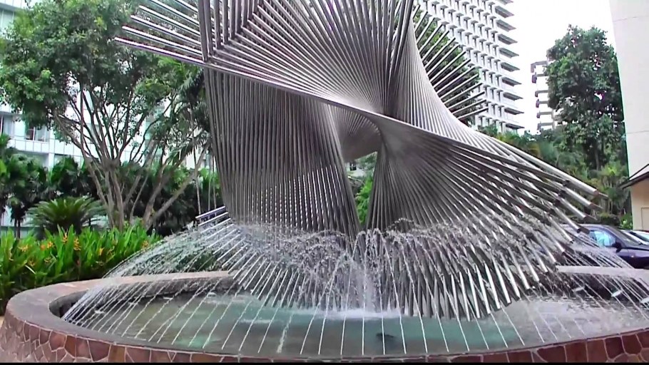 Regent Hotel Singapore - Water Fountains & structure