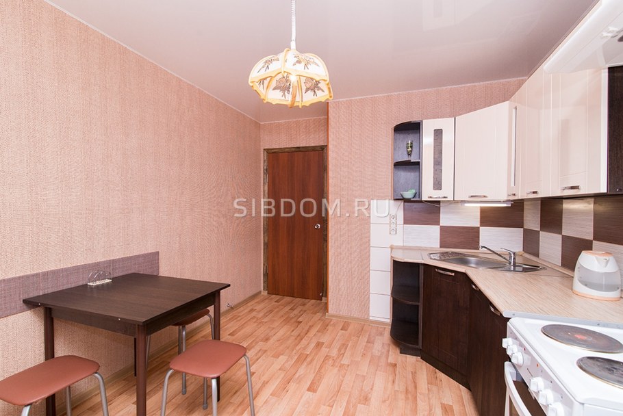 Комната с хорошим ремонтом