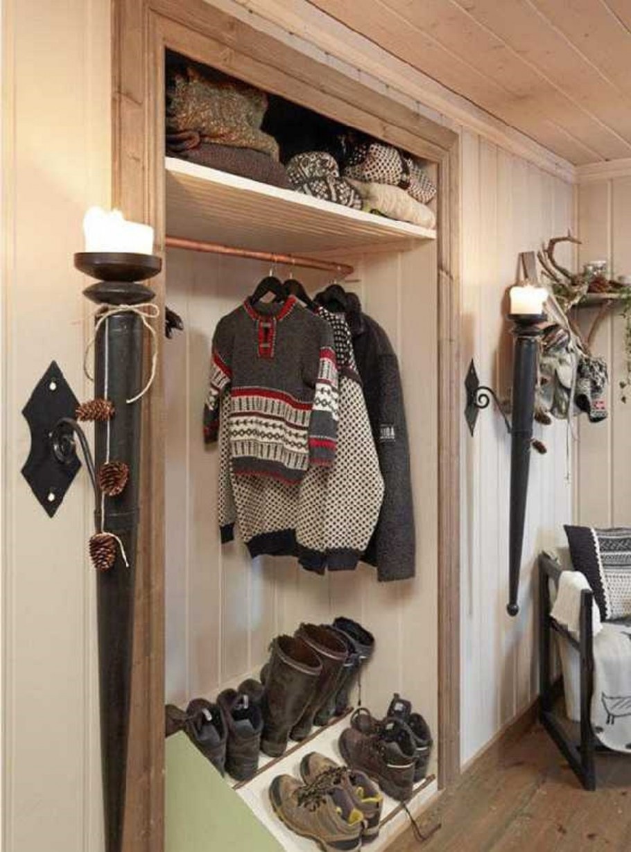 Интересные задумки для маленькой прихожей