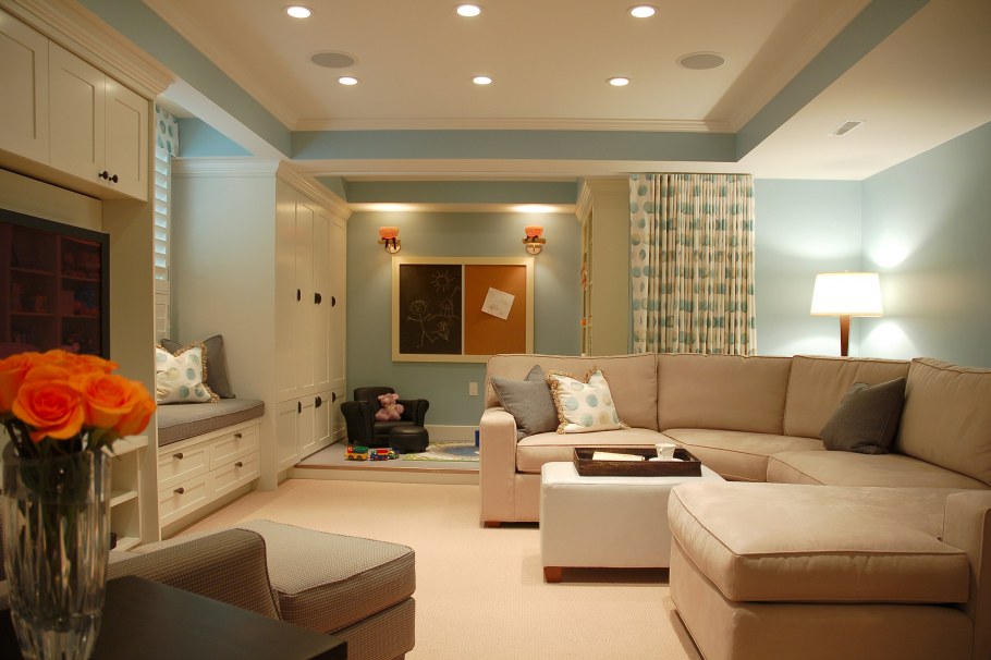 Точечный свет в гостиной