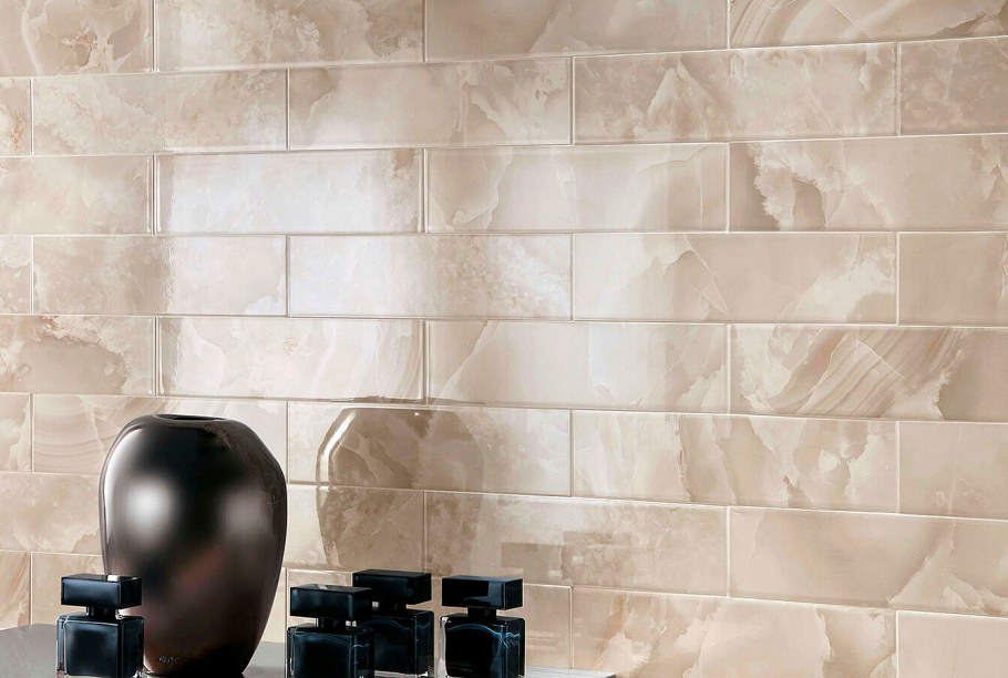 Ванная кирпичик плитка белый и мрамор