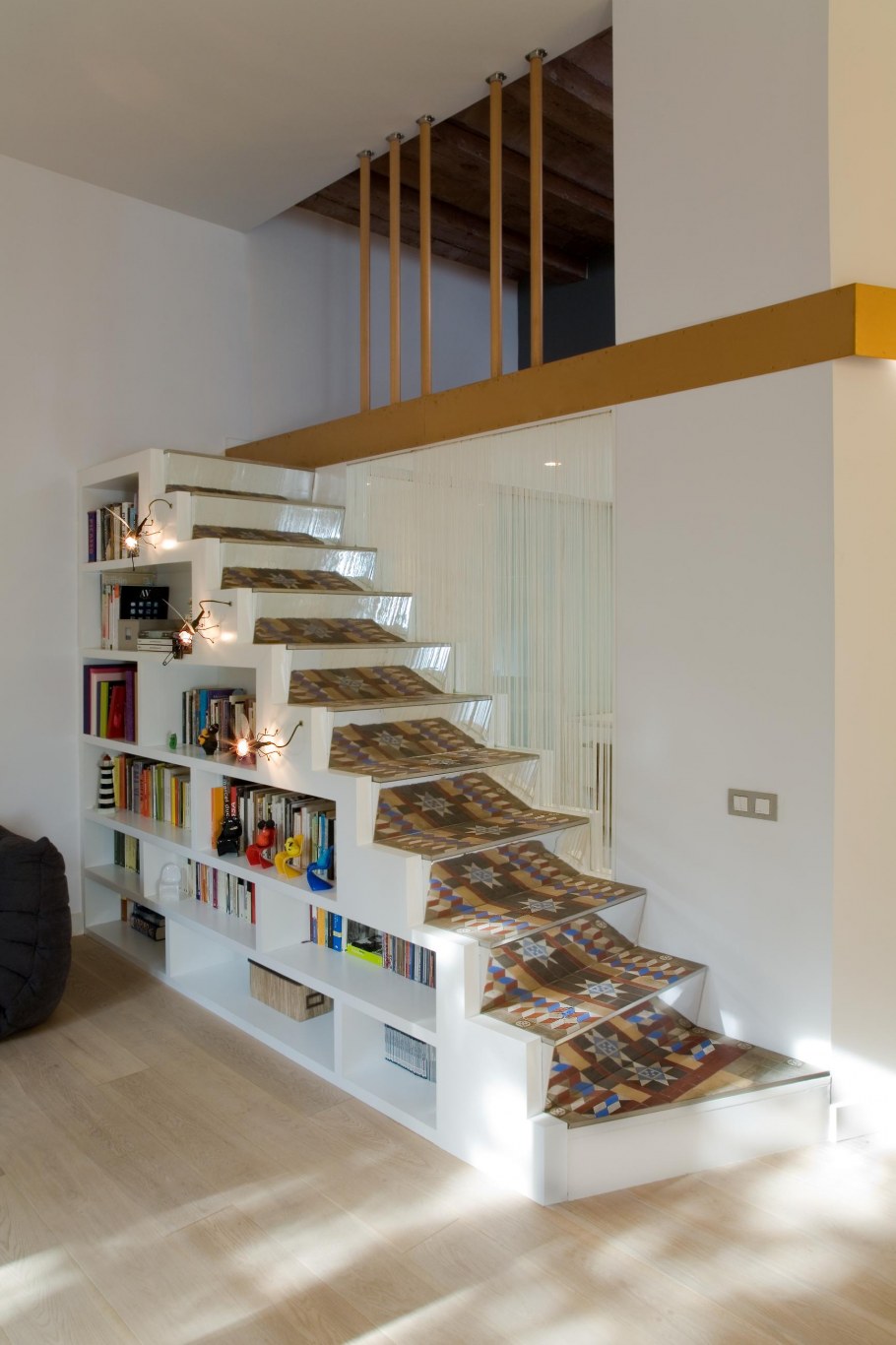 Маленькая лестница в квартире