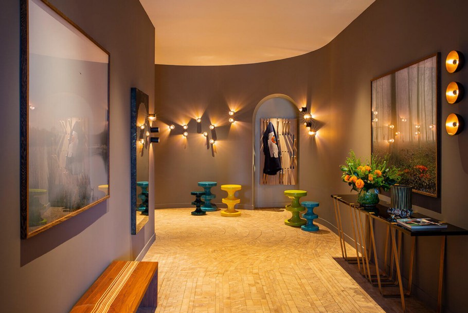 Узкая прихожая в стиле Прованс