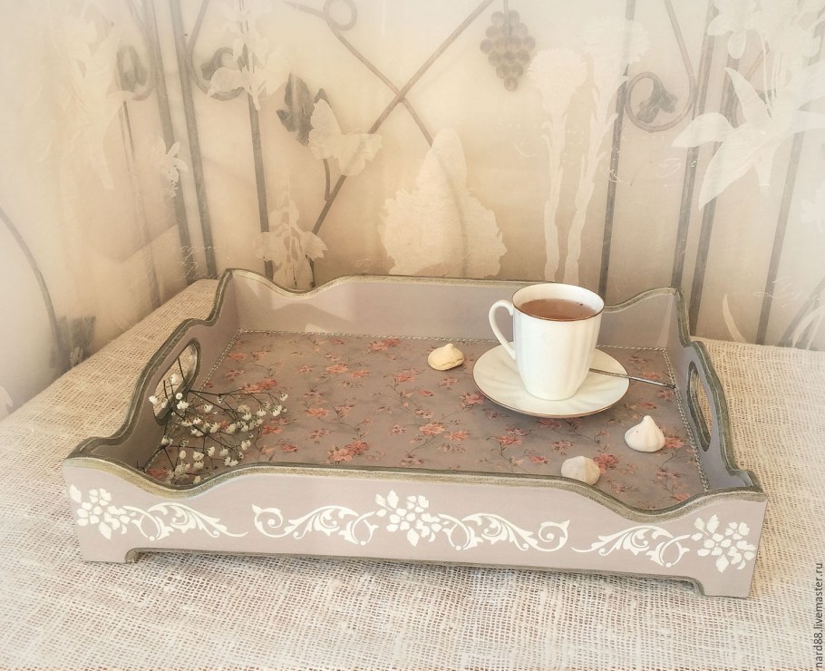 Поднос в интерьере