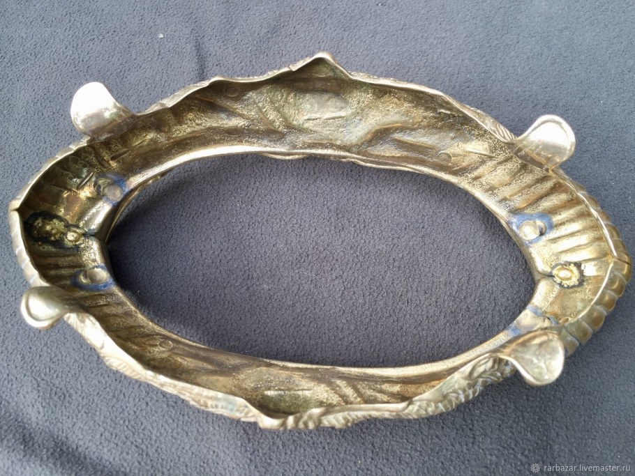 Бронзовые древнеримские напольные жардиньерки фото